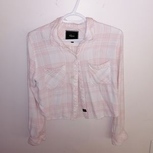 Cropped long sleeve plaid